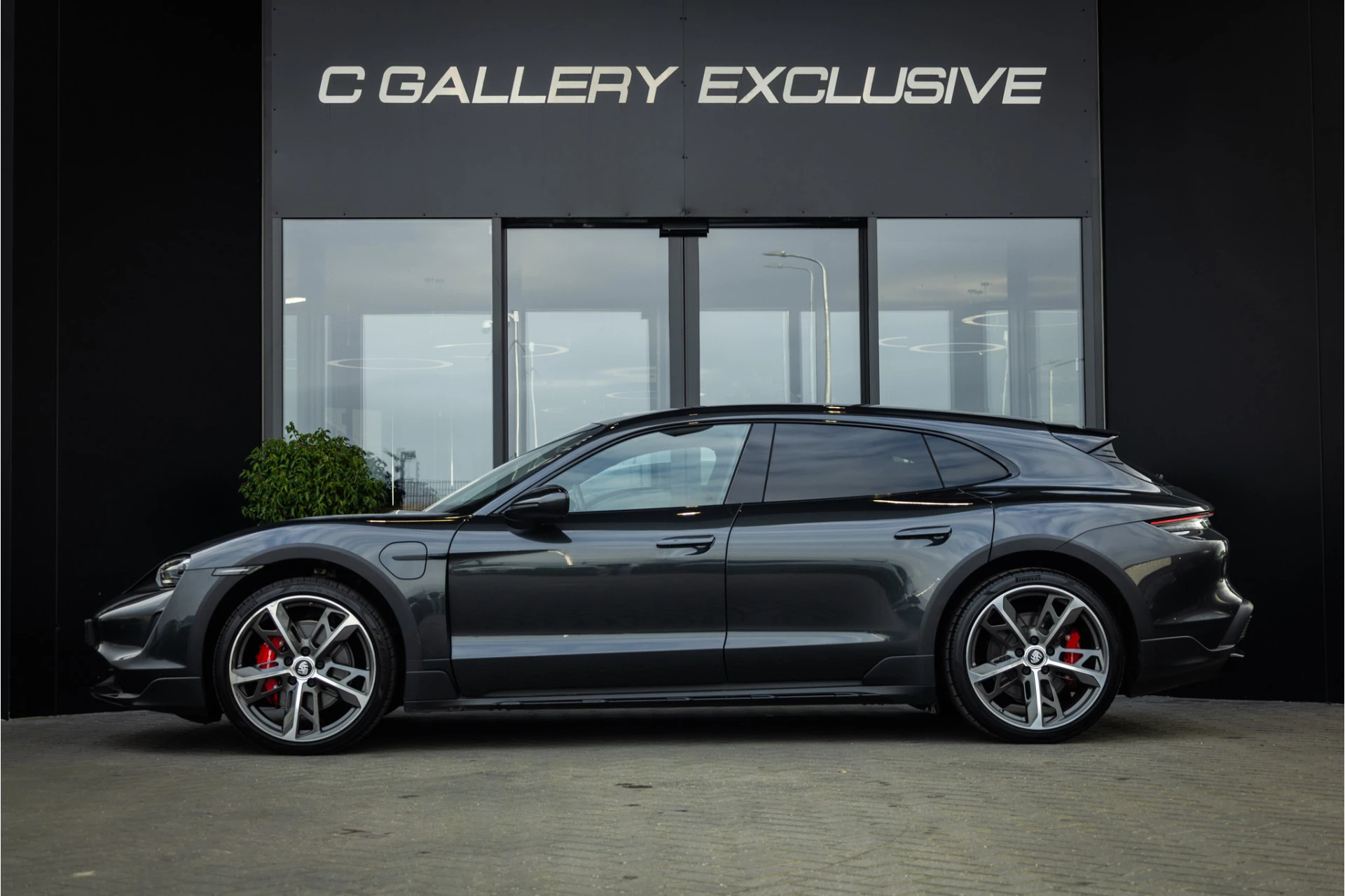 Hoofdafbeelding Porsche Taycan