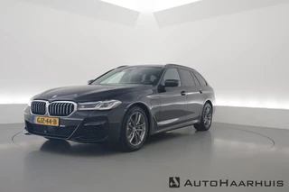 BMW 5 Serie Touring 530e xDrive M Sport | HUD | Laser | Harman Kardon | Elek. Trekhaak | Adapt. Cruise | Leder