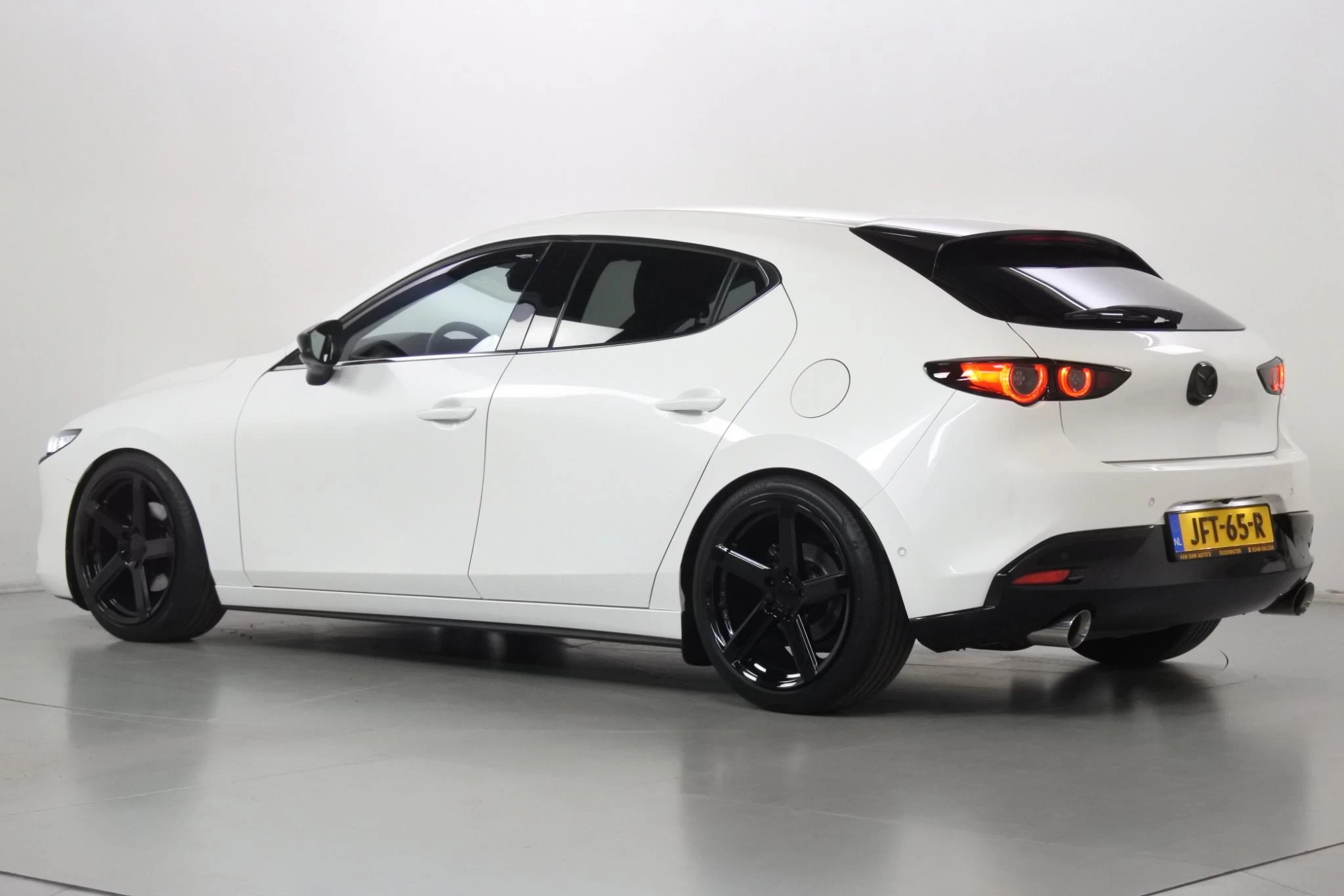 Hoofdafbeelding Mazda 3
