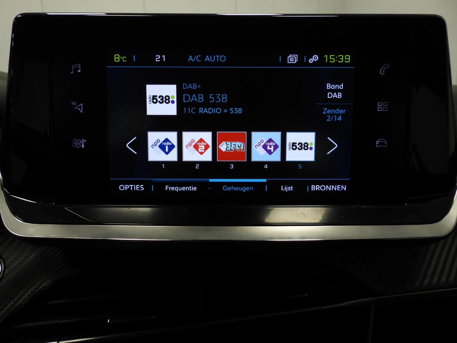 Hoofdafbeelding Peugeot e-208