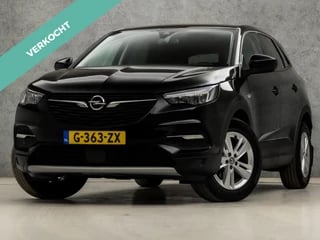 Opel Grandland X 1.2 Turbo Luxury Automaat (GROOT NAVI, APPLE CARPLAY, MEMORY SEATS, STUUR/STOELVERWARMING, LEDER, GETINT GLAS, STOELKOELING, KEYLESS, TREKHAAK, NIEUWSTAAT)