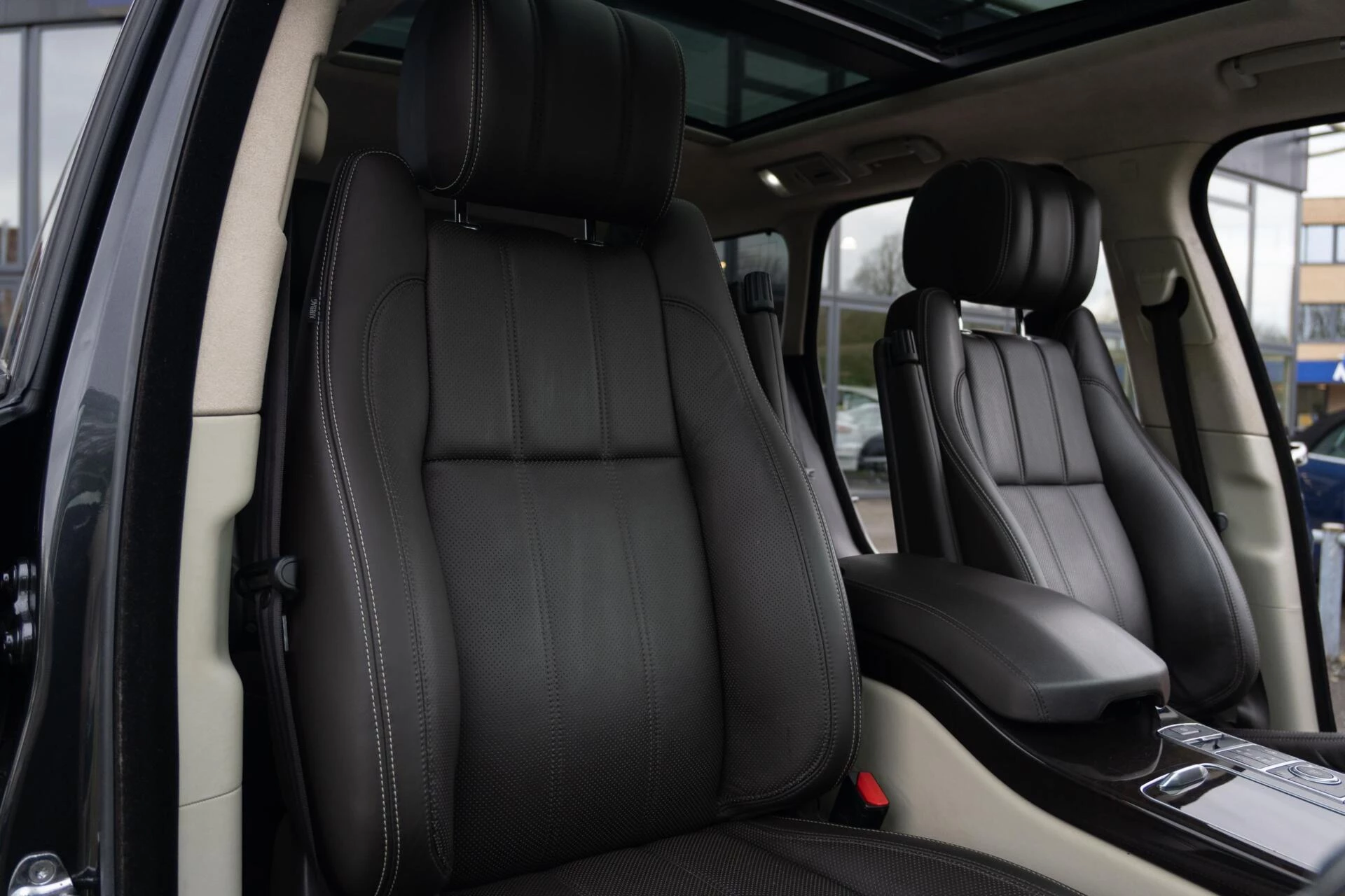 Hoofdafbeelding Land Rover Range Rover