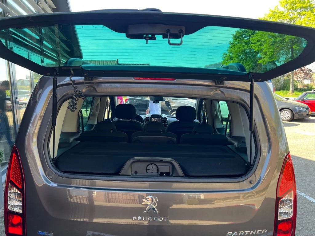 Hoofdafbeelding Peugeot Partner
