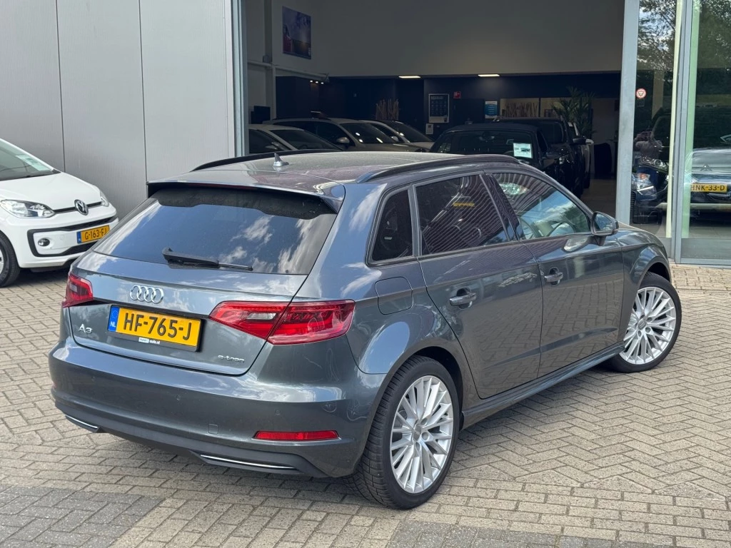 Hoofdafbeelding Audi e-tron