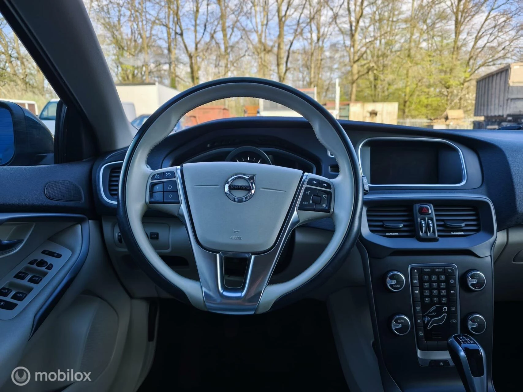 Hoofdafbeelding Volvo V40