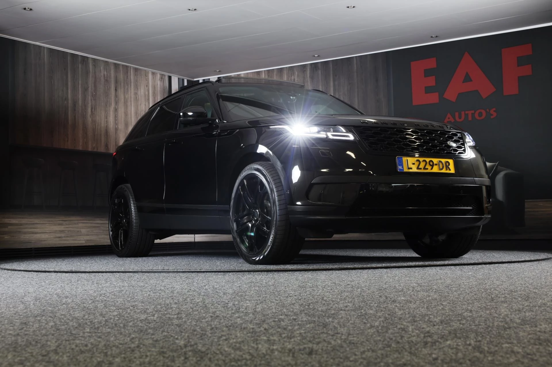 Hoofdafbeelding Land Rover Range Rover Velar