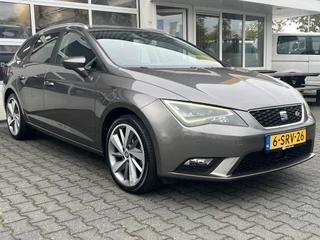 SEAT Leon ST 1.2 TSI DSG Automaat Style Business ACC Trekhaak afneembaar Leder/ Alcantara Navigatie Seat Sound