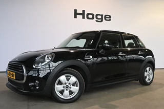 MINI Cooper Mini 1.5 Airco Navigatie LED Cruise Control Direct Leverbaar! Rijklaarprijs Inruil Mogelijk!