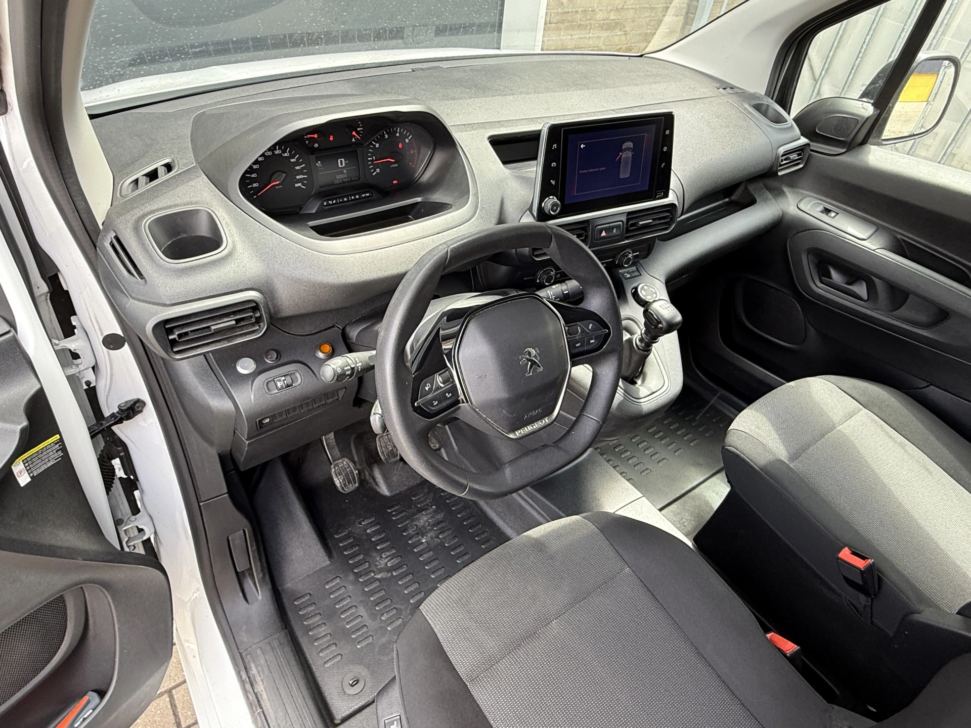 Hoofdafbeelding Peugeot Partner