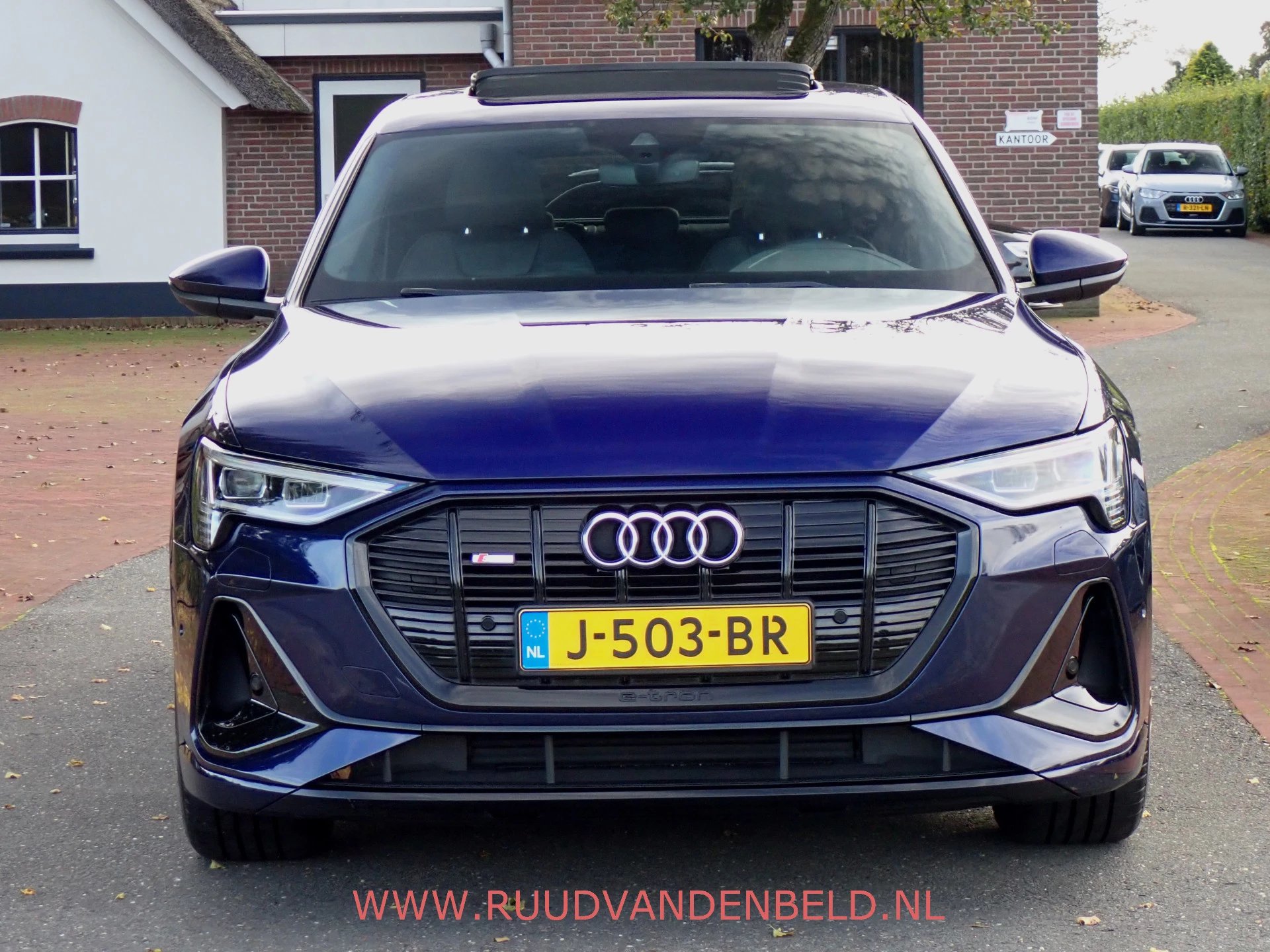 Hoofdafbeelding Audi e-tron