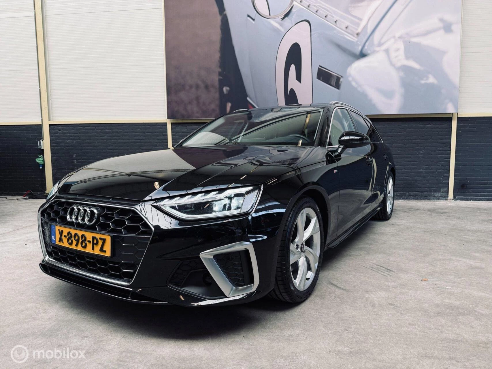 Hoofdafbeelding Audi A4