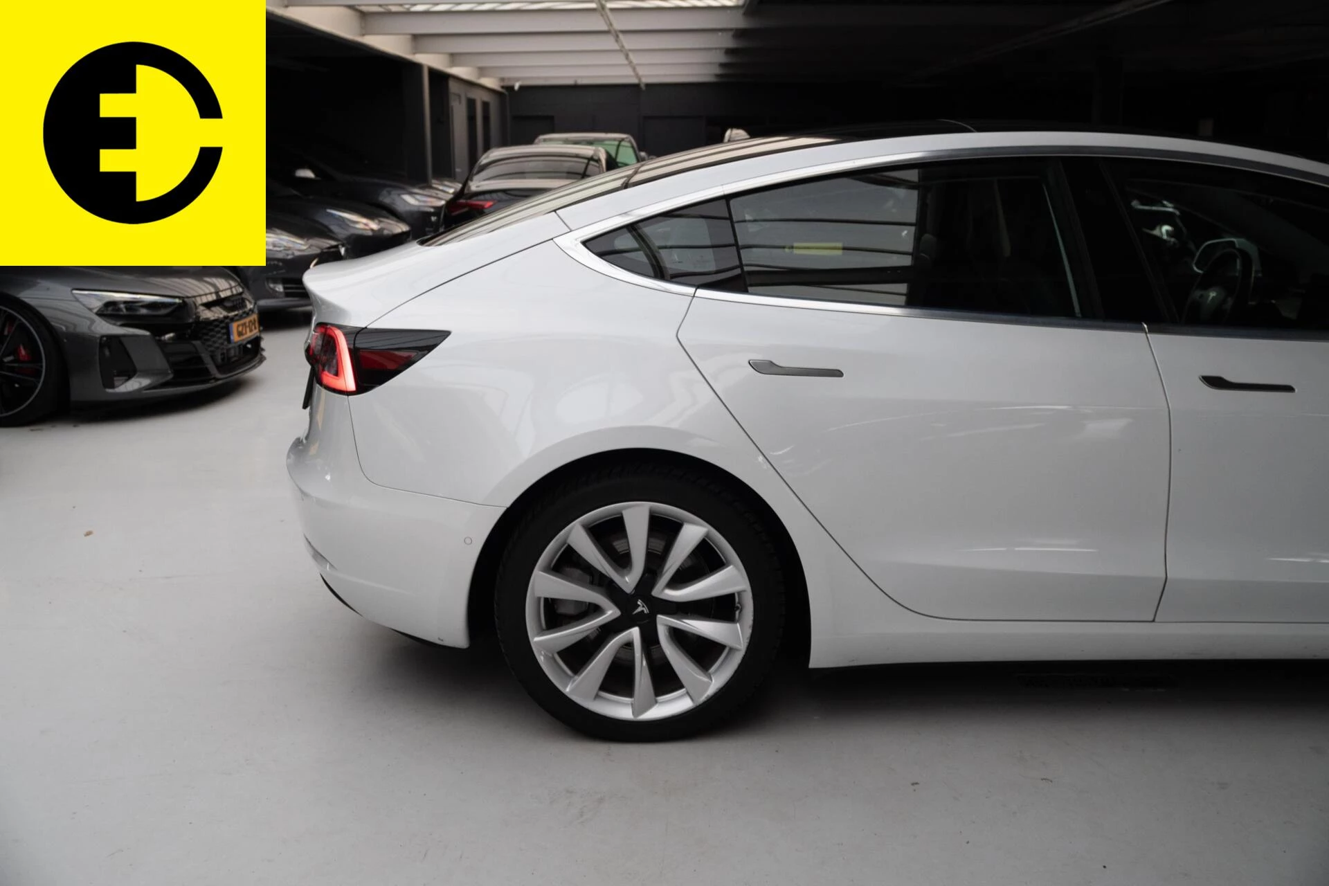 Hoofdafbeelding Tesla Model 3