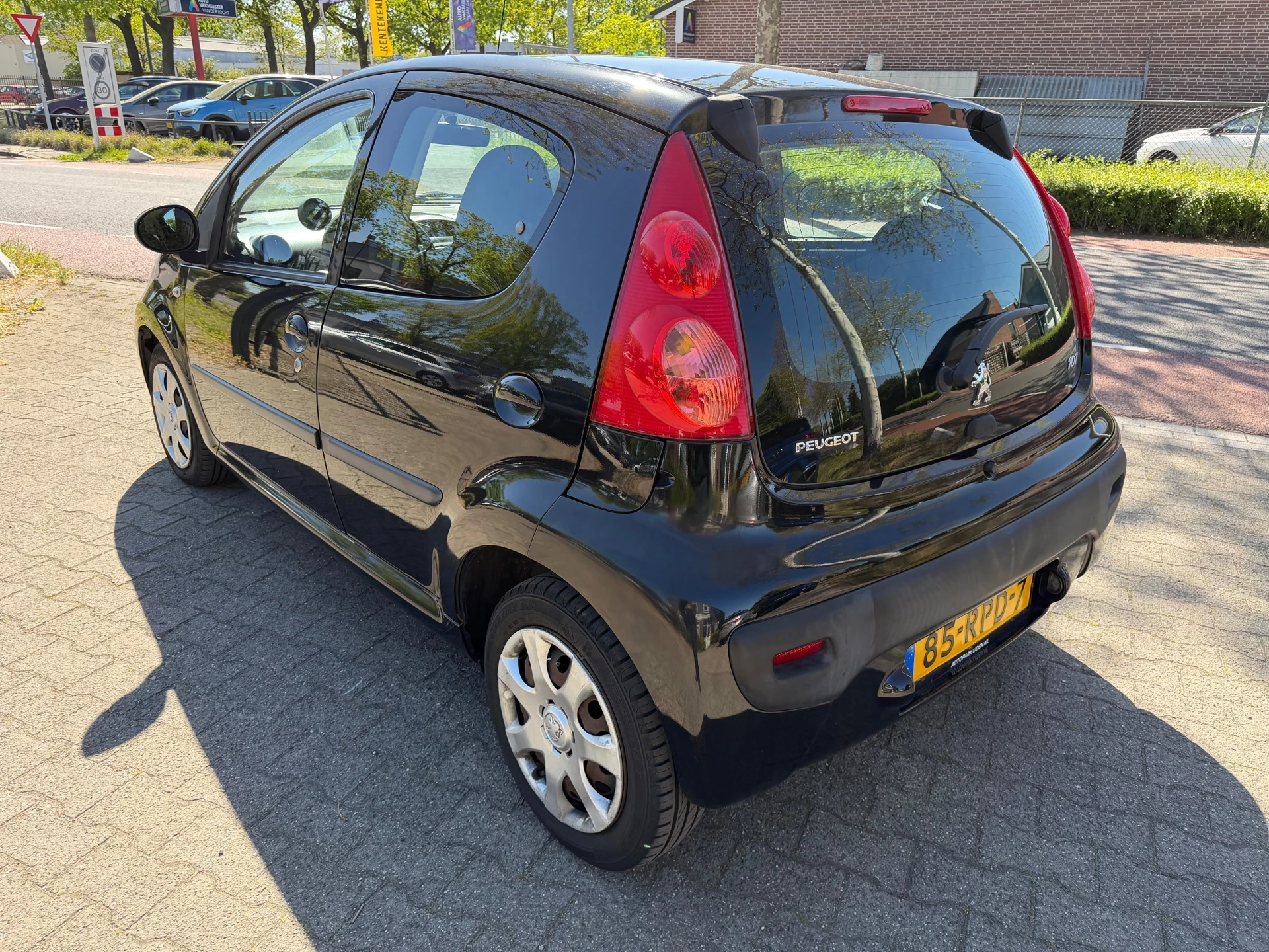 Hoofdafbeelding Peugeot 107