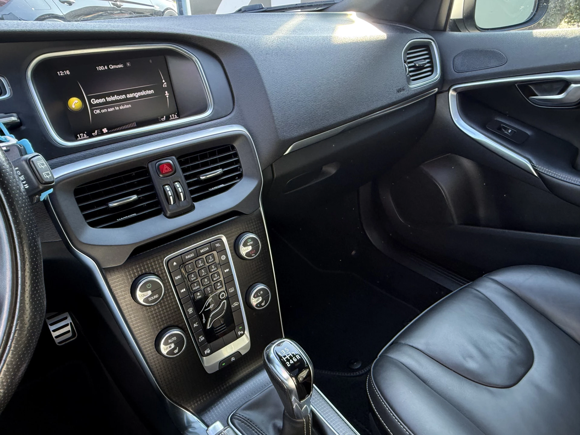 Hoofdafbeelding Volvo V40