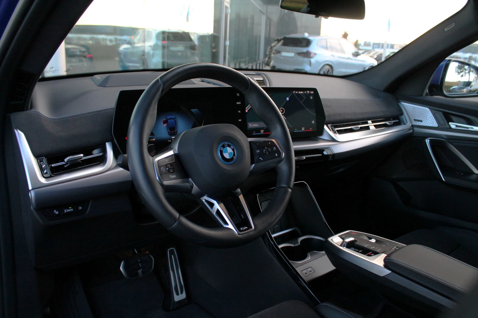 Hoofdafbeelding BMW iX2