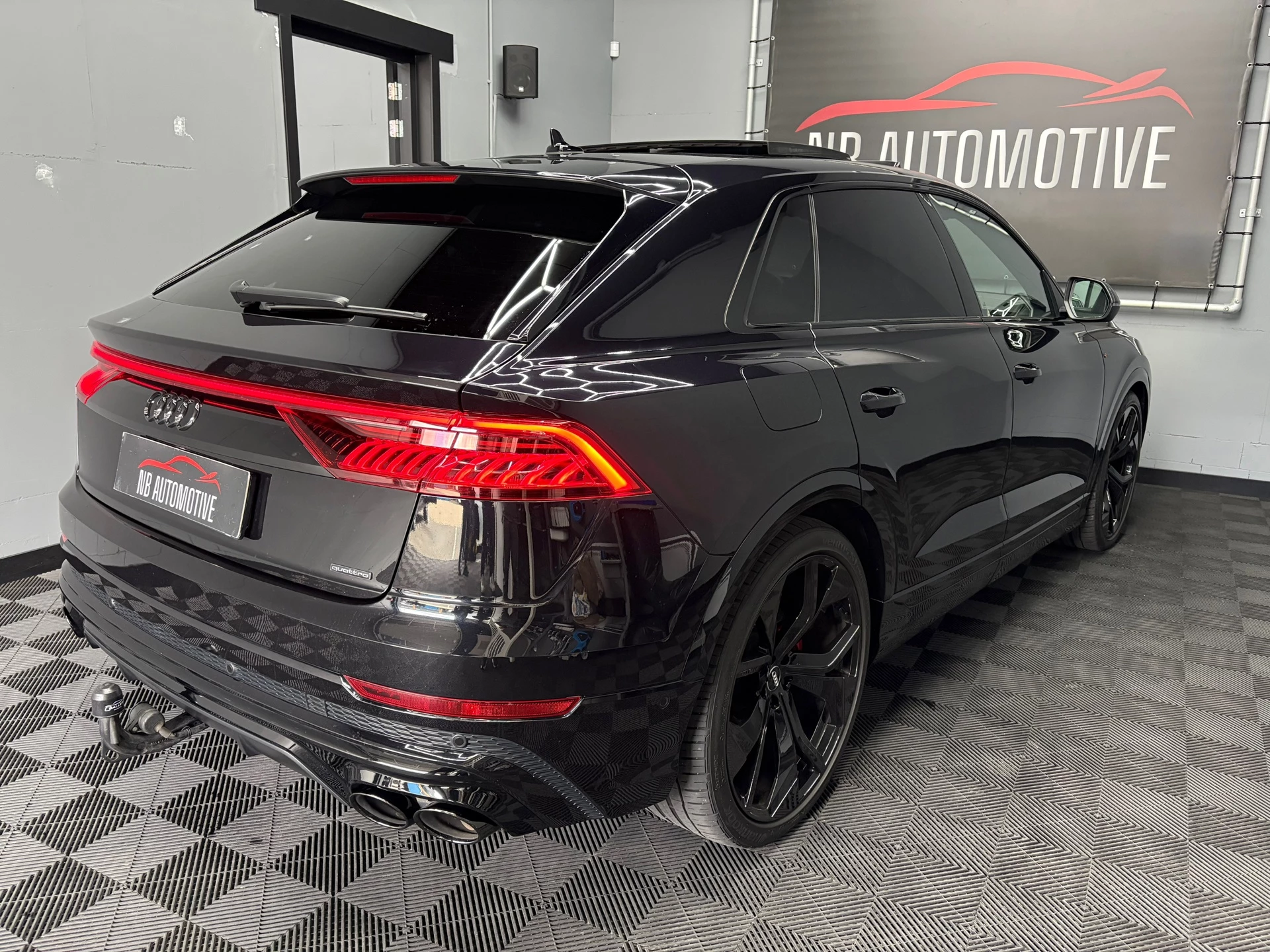 Hoofdafbeelding Audi Q8