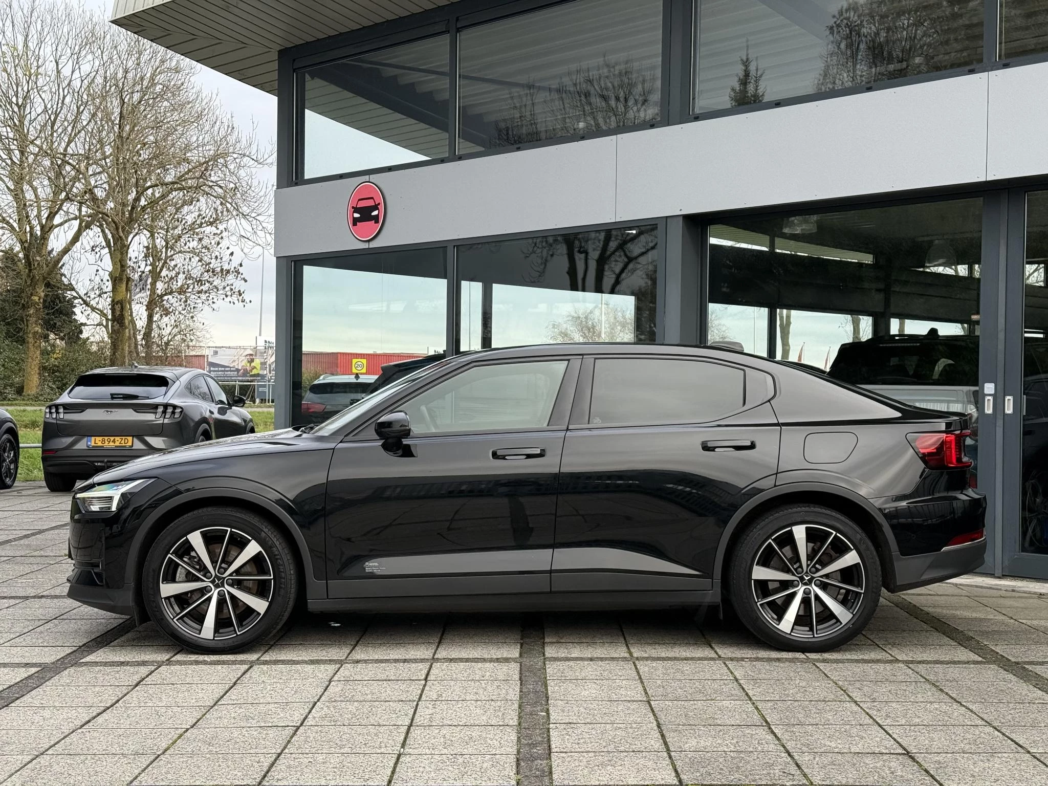 Hoofdafbeelding Polestar 2
