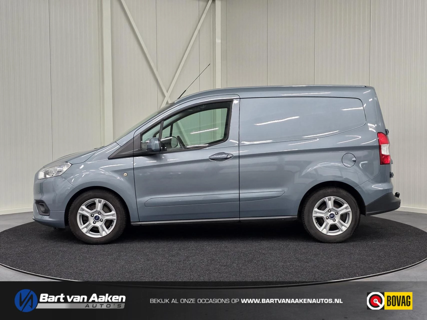 Hoofdafbeelding Ford Transit Courier