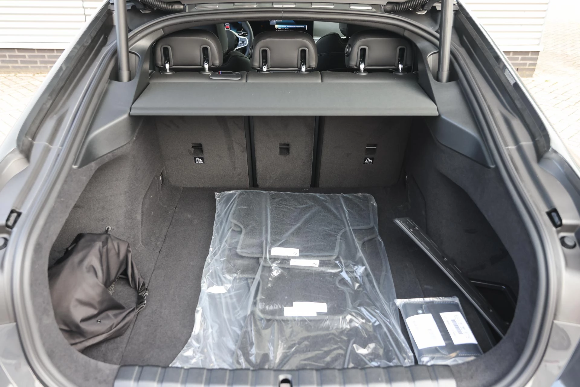 Hoofdafbeelding BMW i4
