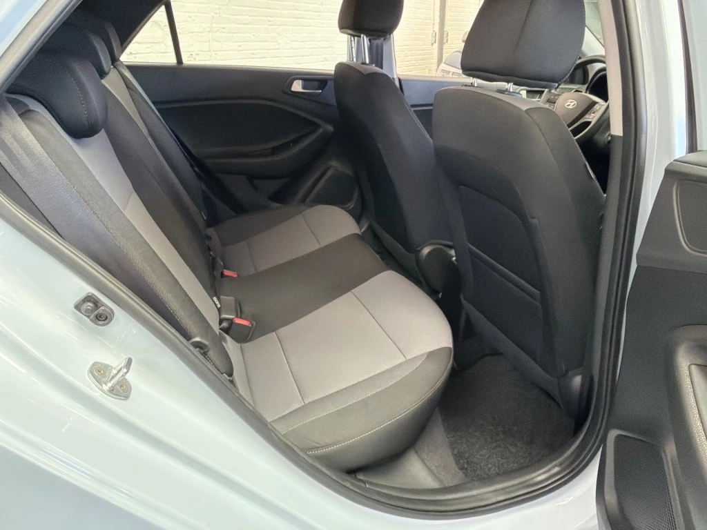 Hoofdafbeelding Hyundai i20