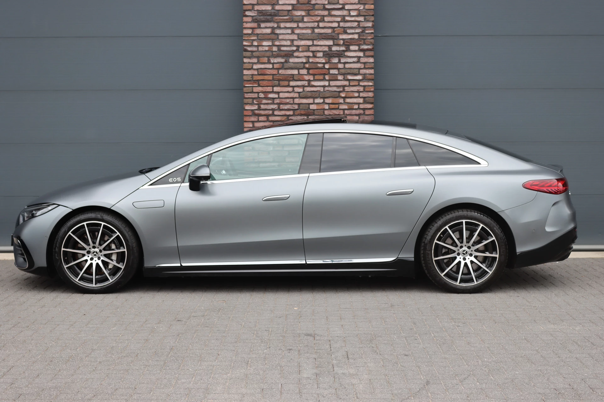 Hoofdafbeelding Mercedes-Benz EQS
