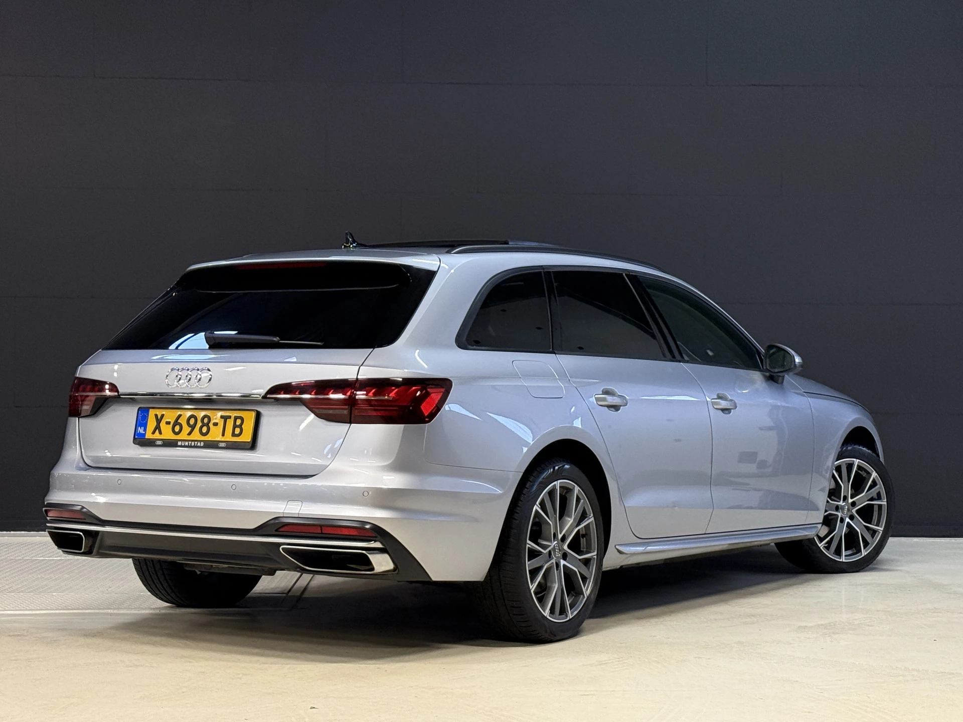 Hoofdafbeelding Audi A4