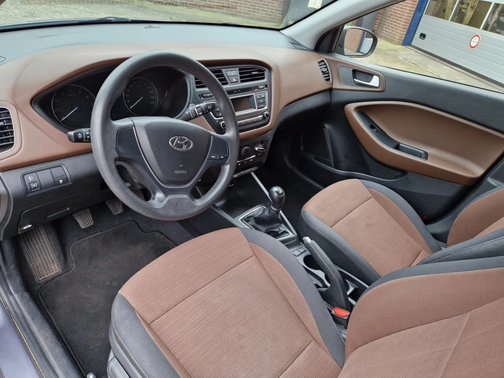 Hoofdafbeelding Hyundai i20