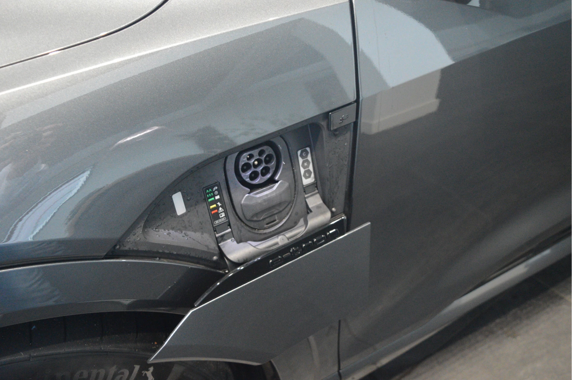 Hoofdafbeelding Audi Q8 e-tron