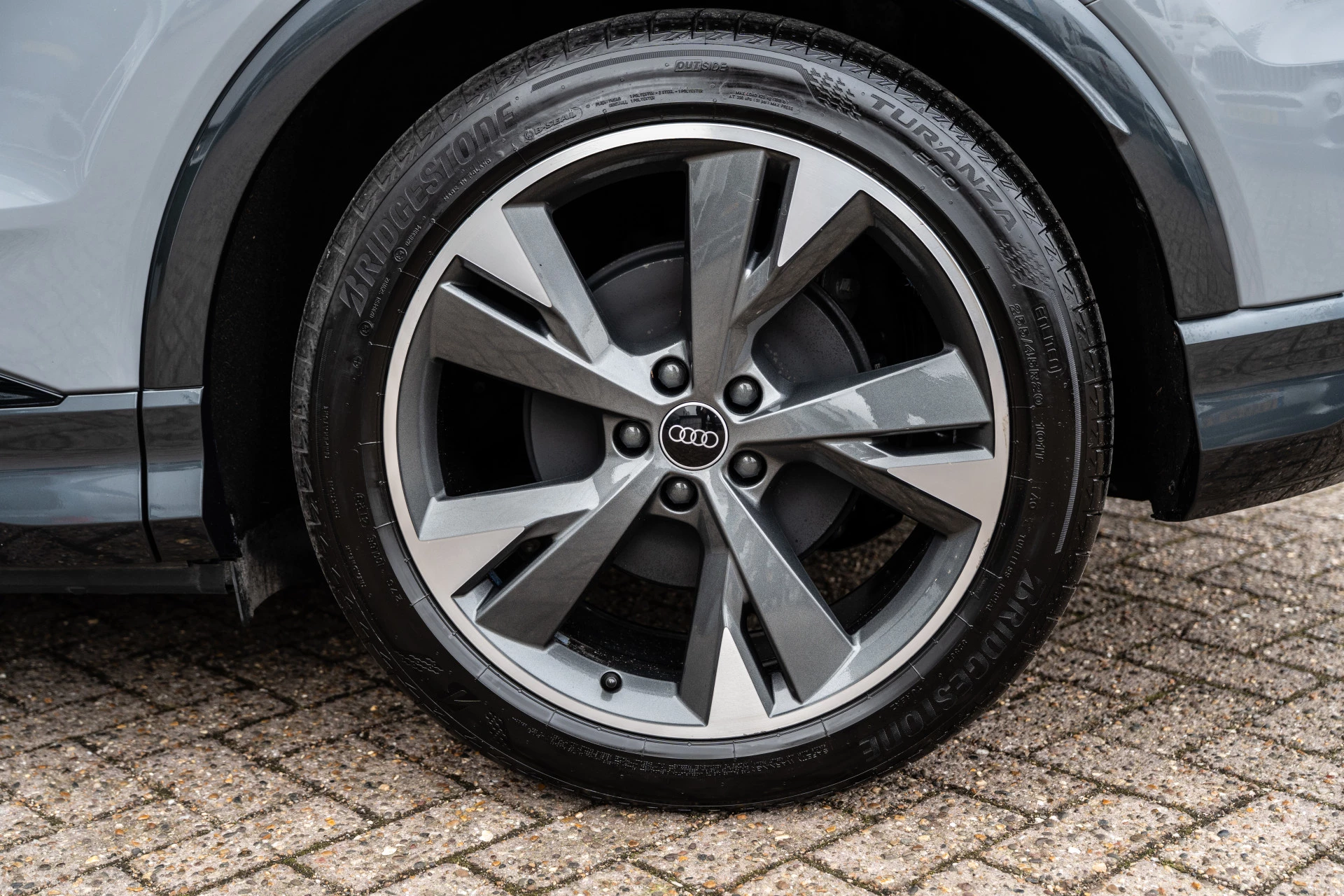 Hoofdafbeelding Audi Q4 e-tron