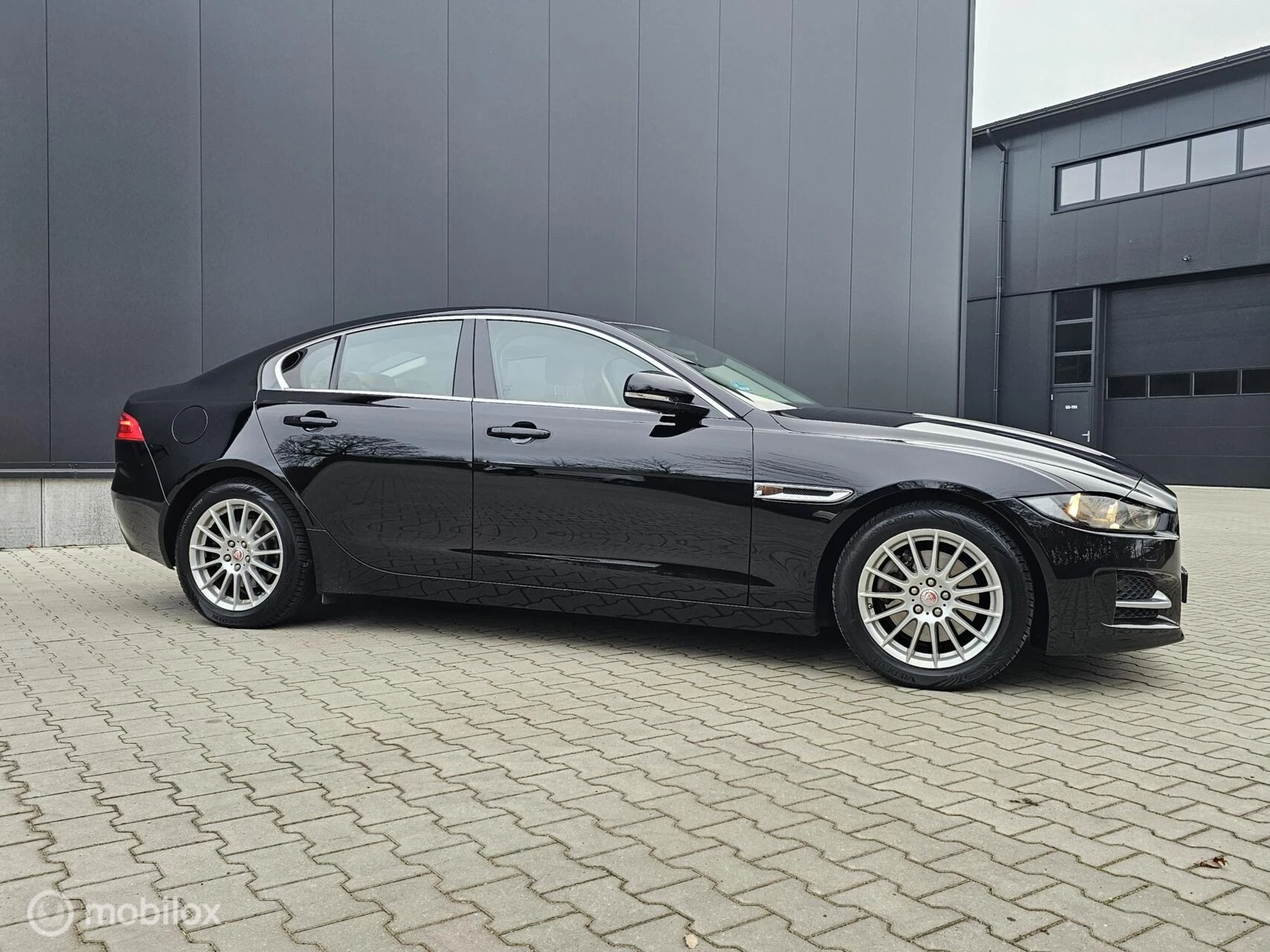 Hoofdafbeelding Jaguar XE