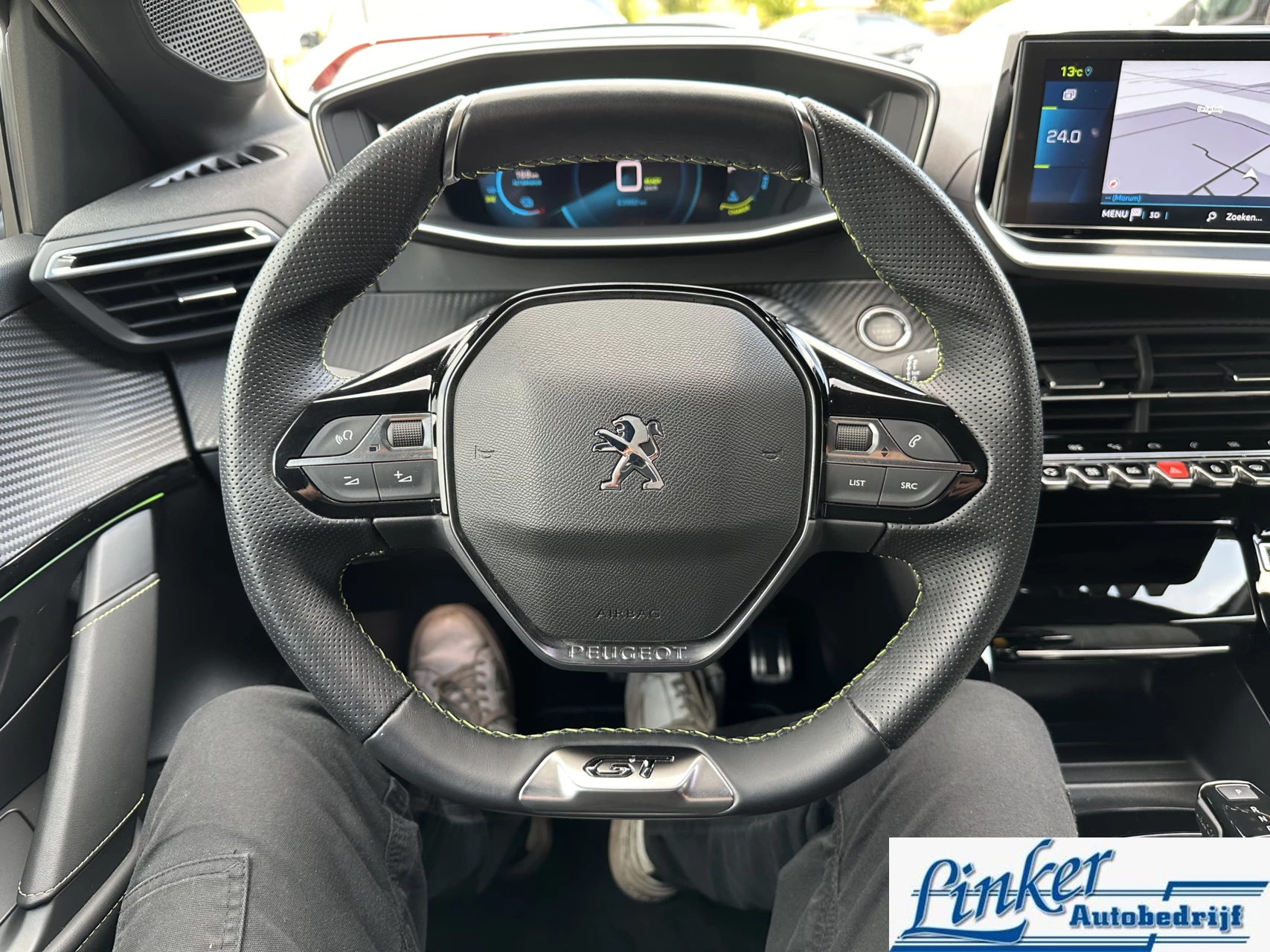Hoofdafbeelding Peugeot e-208