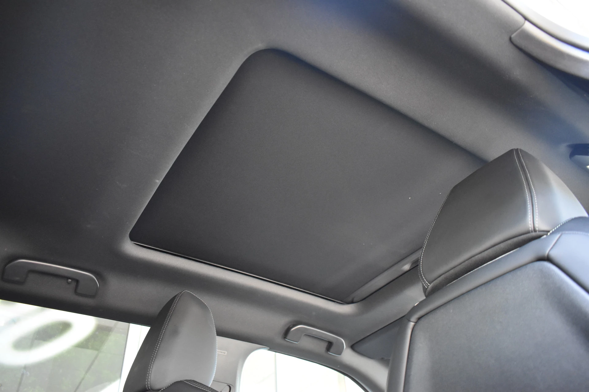 Hoofdafbeelding Peugeot e-2008