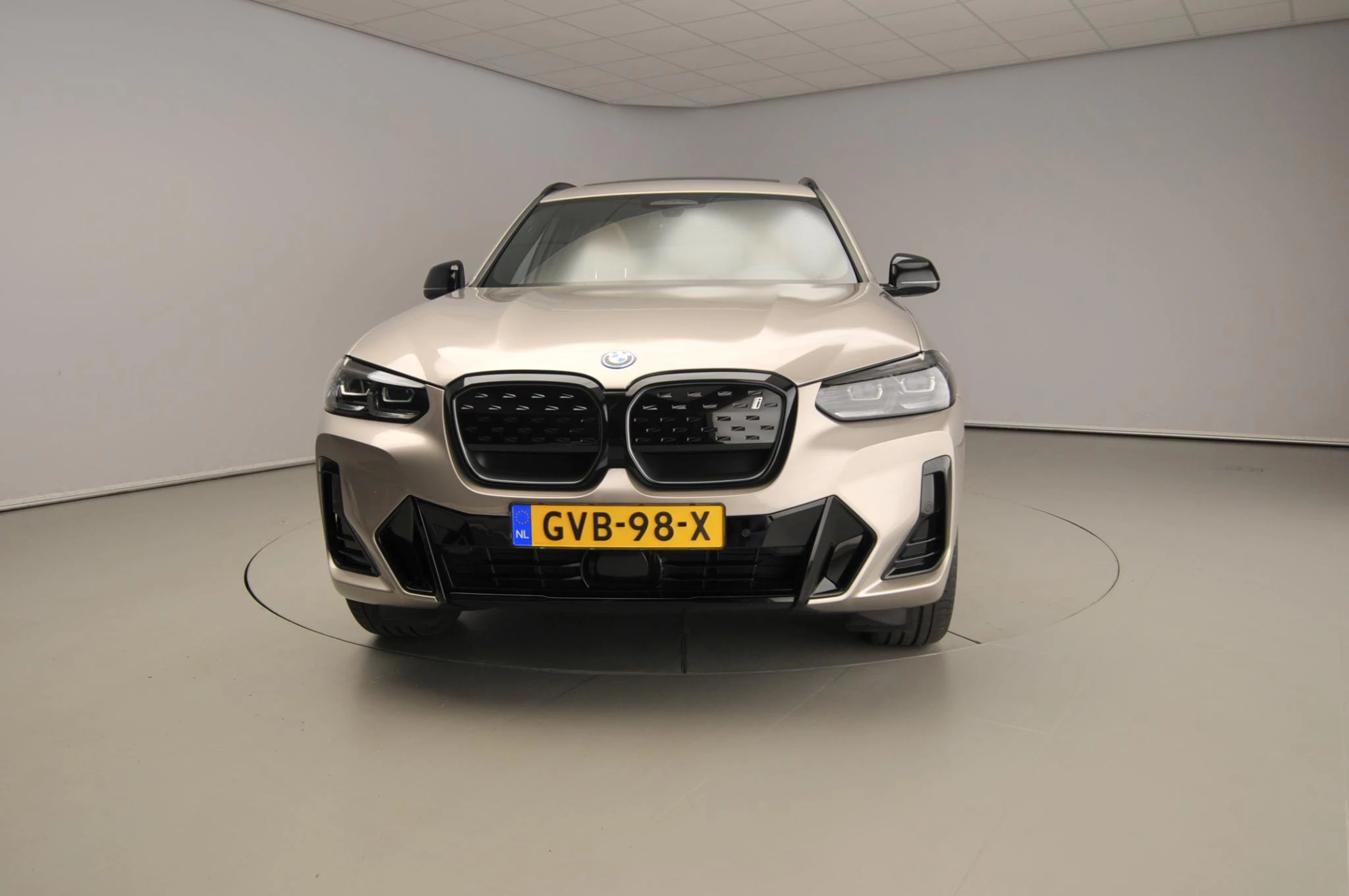 Hoofdafbeelding BMW iX3