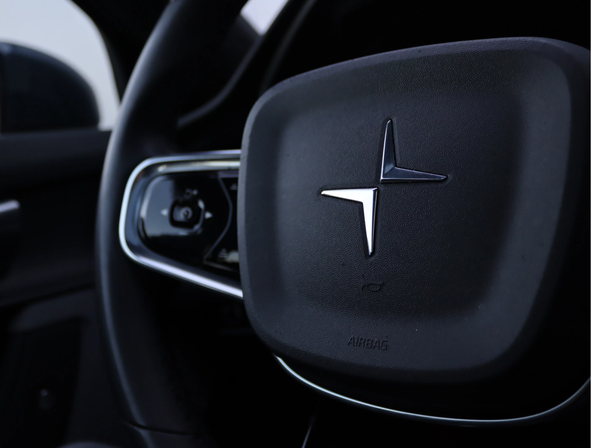 Hoofdafbeelding Polestar 2