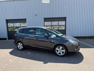 Opel Zafira 1.4 BUSINESS+ 7Persoons Leer I Trekhaak I All-in prijs!