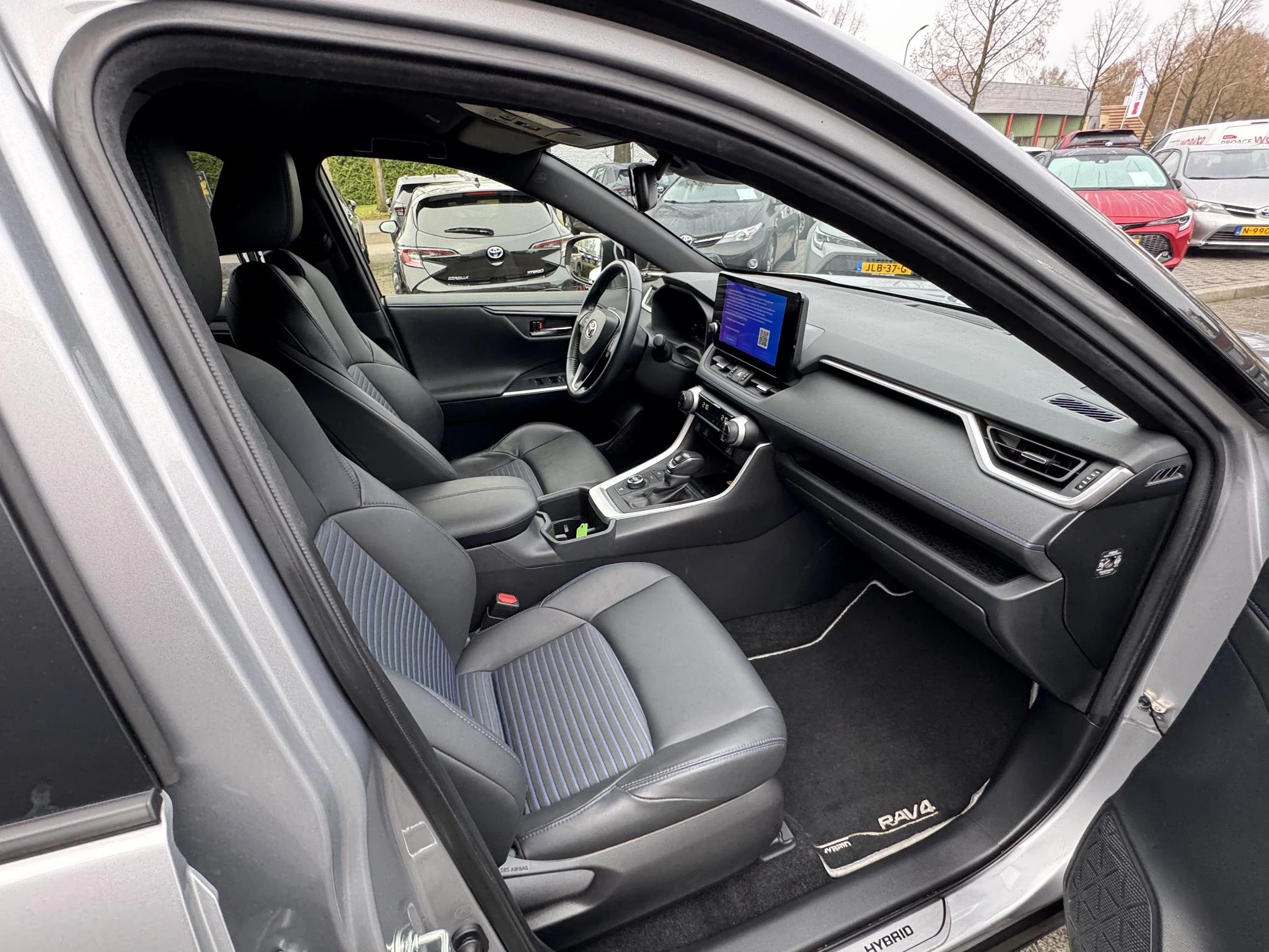 Hoofdafbeelding Toyota RAV4