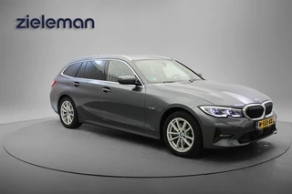BMW 3 Serie Touring 320e Business Edition Plus - Digitaal Cockpit, Carplay, Leer, Stoelverw.