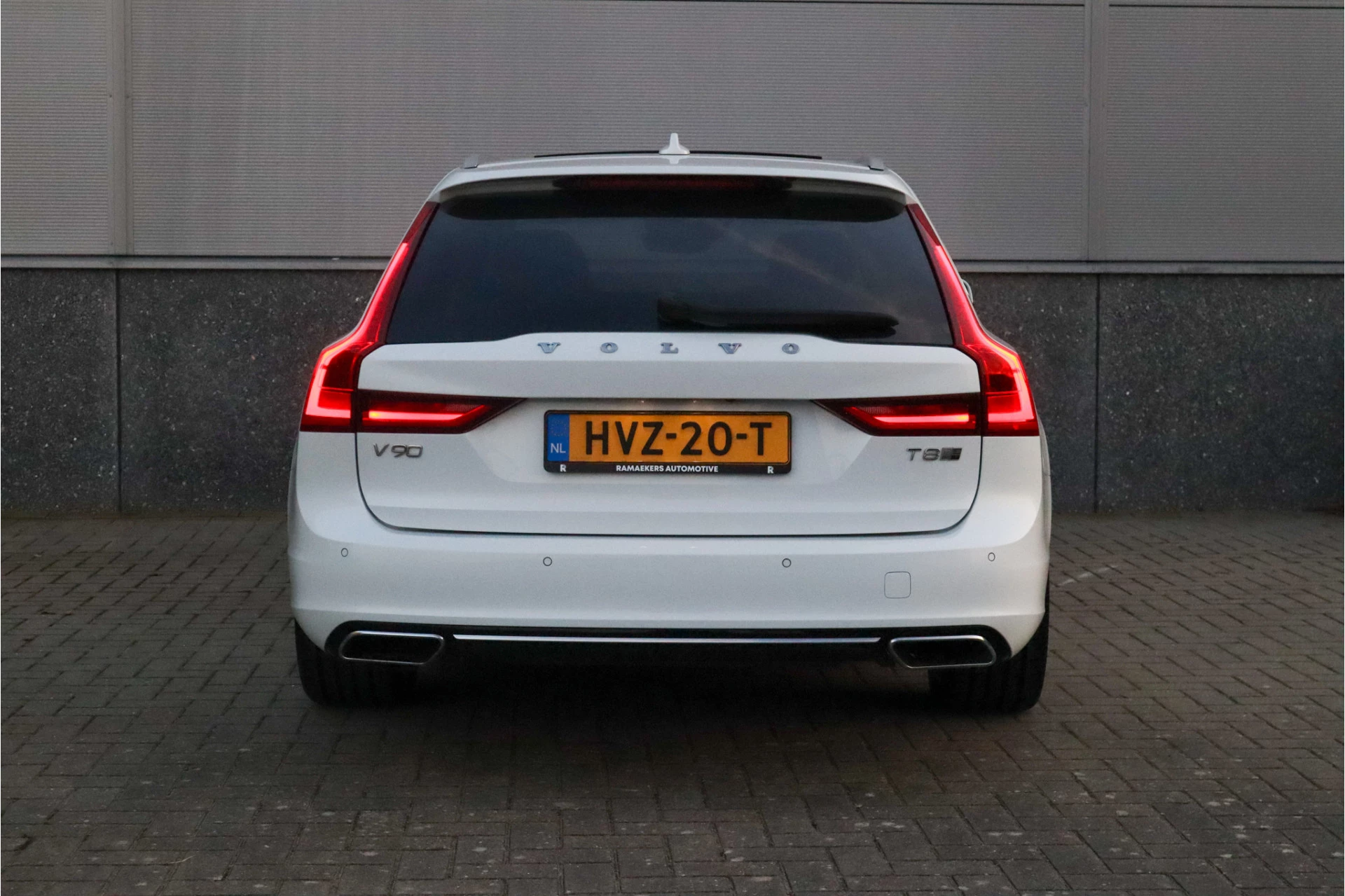 Hoofdafbeelding Volvo V90