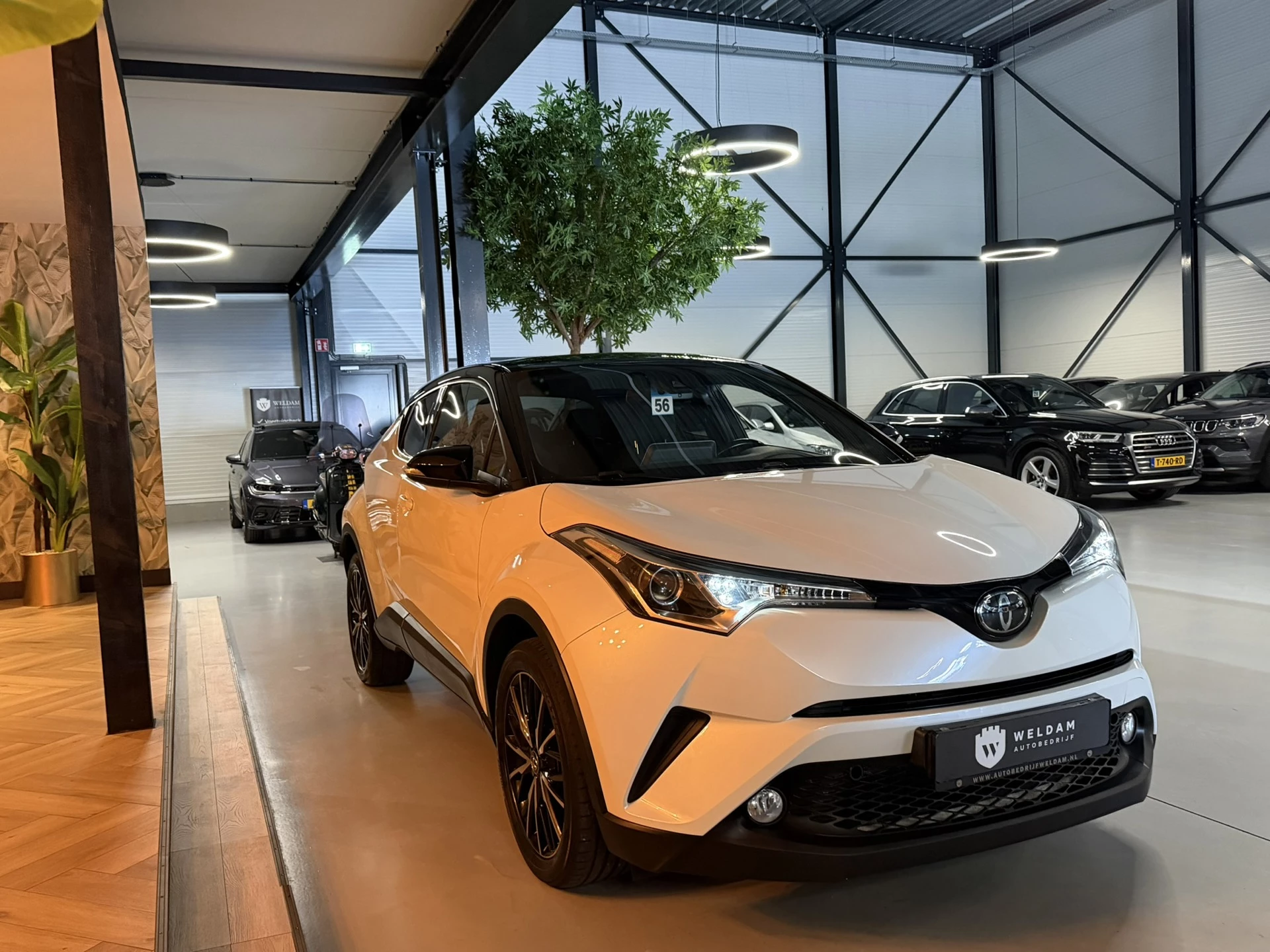 Hoofdafbeelding Toyota C-HR