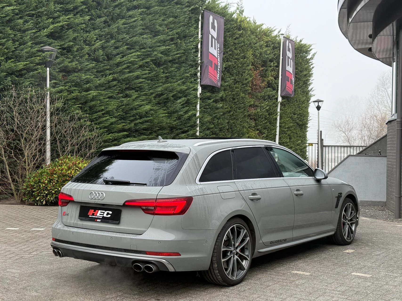 Hoofdafbeelding Audi S4