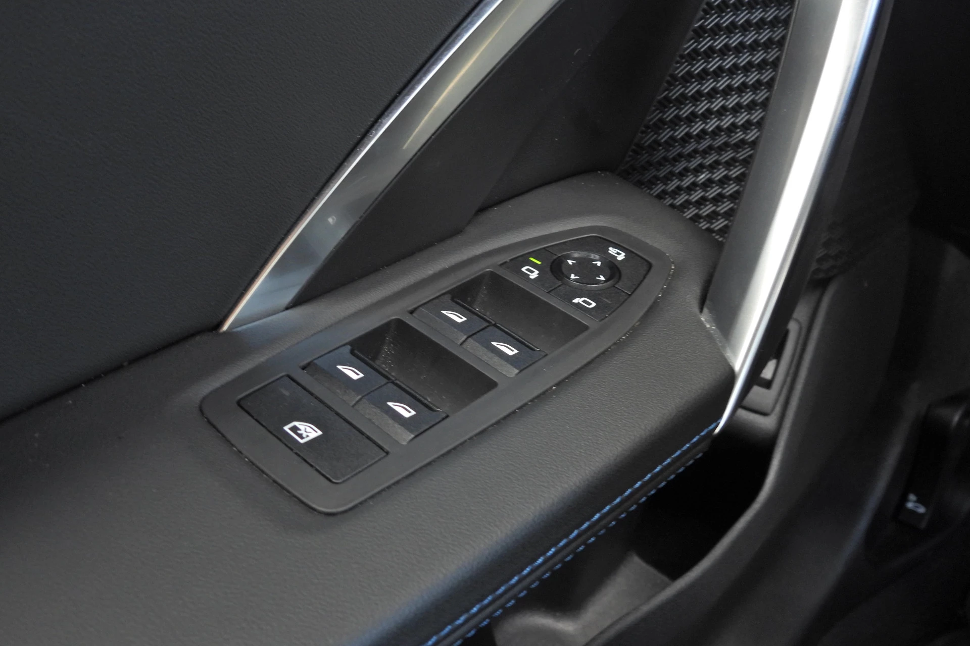 Hoofdafbeelding BMW iX2