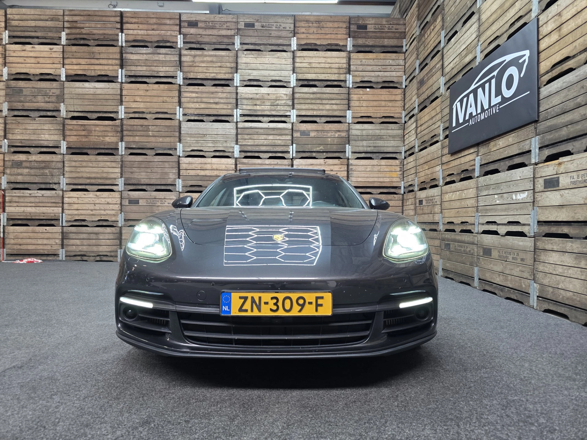 Hoofdafbeelding Porsche Panamera