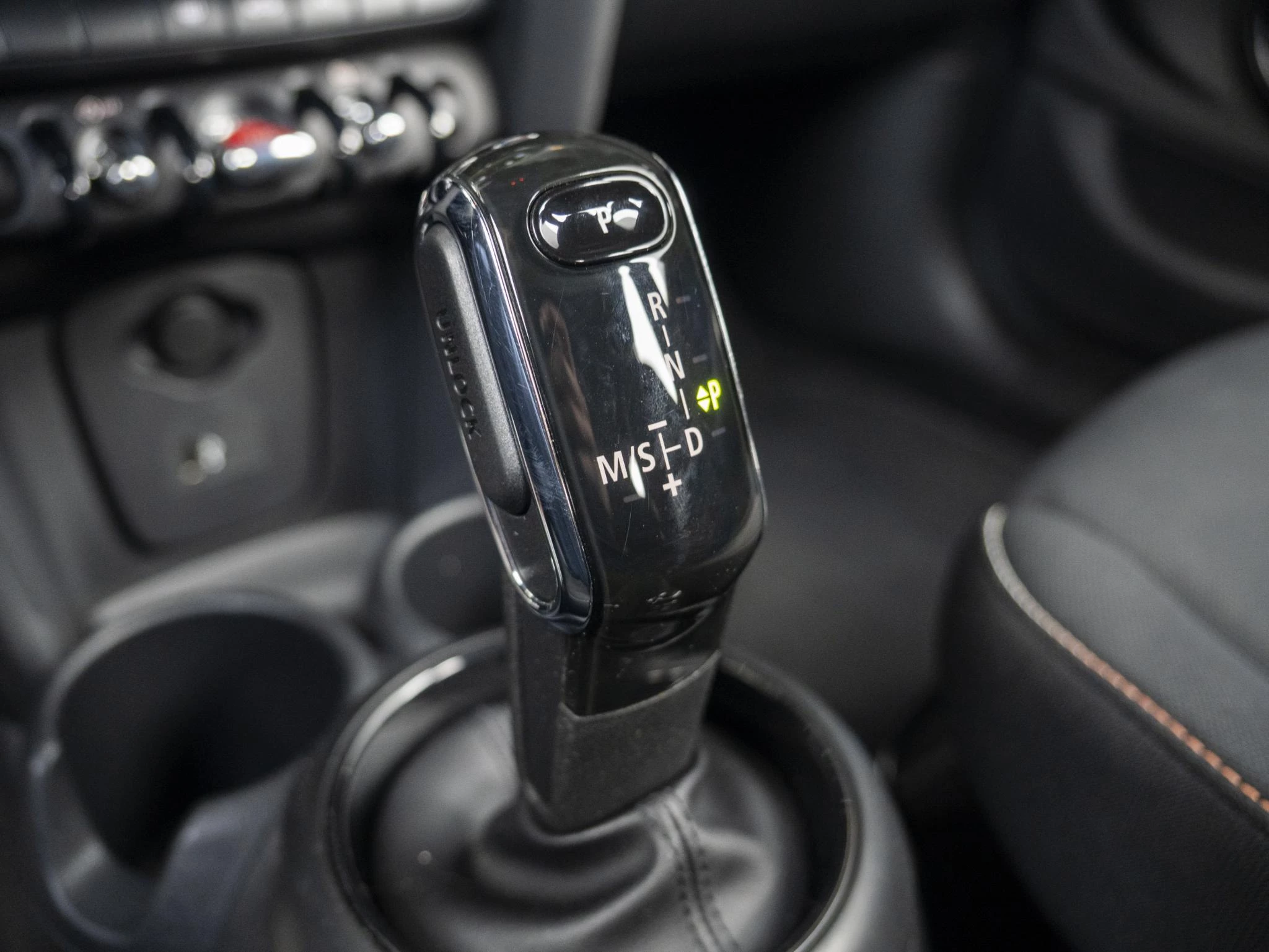 Hoofdafbeelding MINI 5-deurs