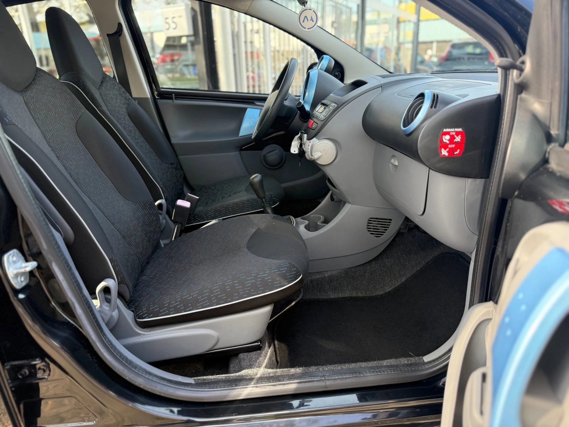 Hoofdafbeelding Peugeot 107