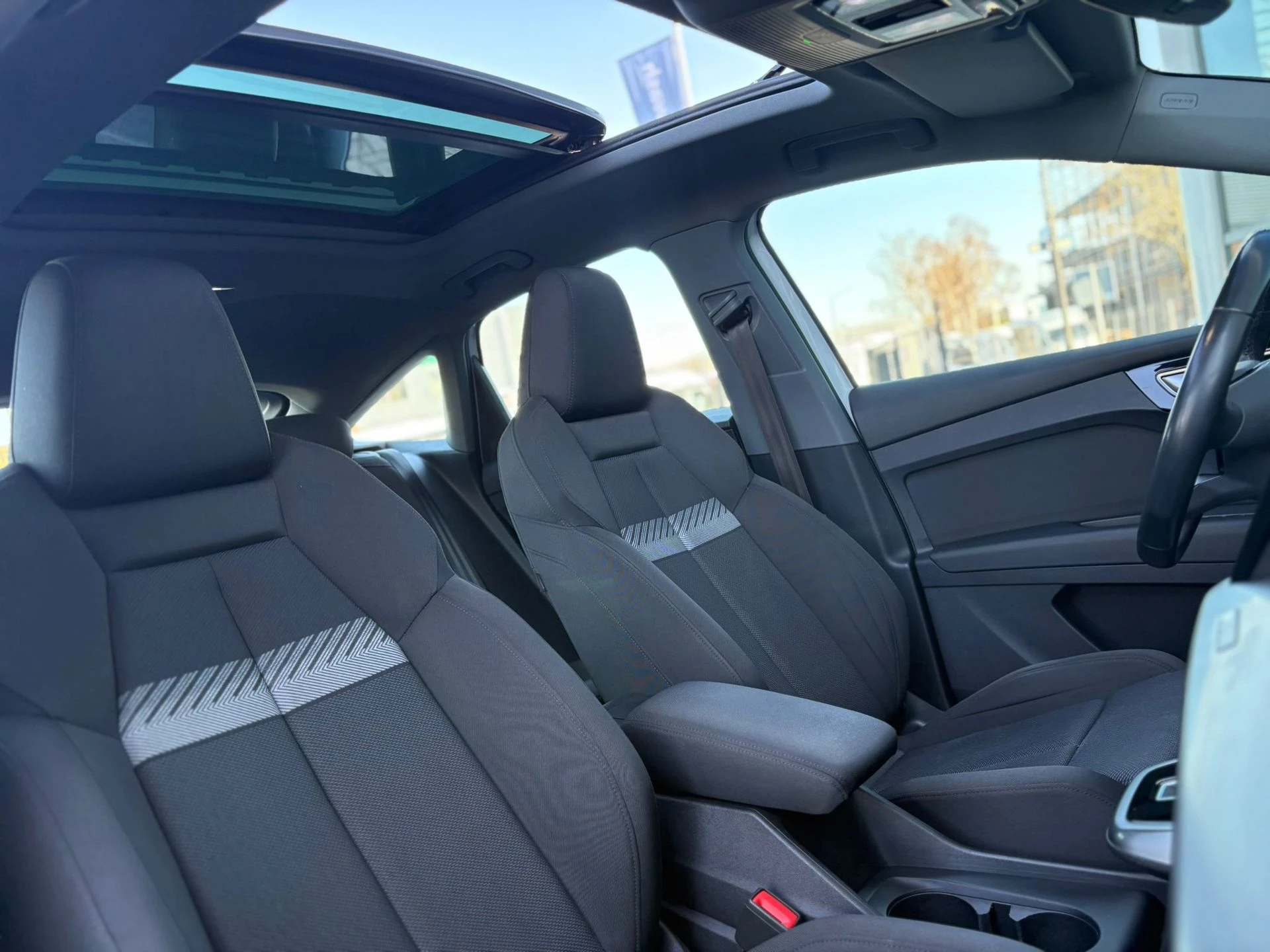 Hoofdafbeelding Audi Q4 Sportback e-tron