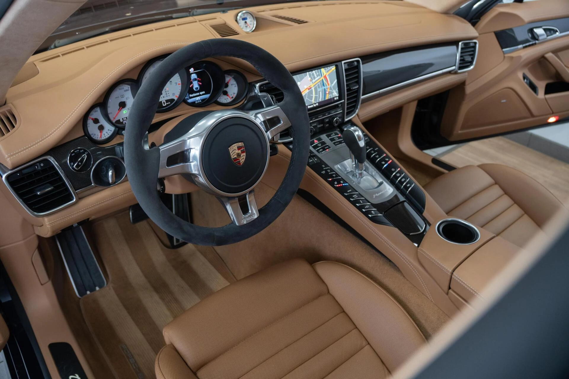 Hoofdafbeelding Porsche Panamera