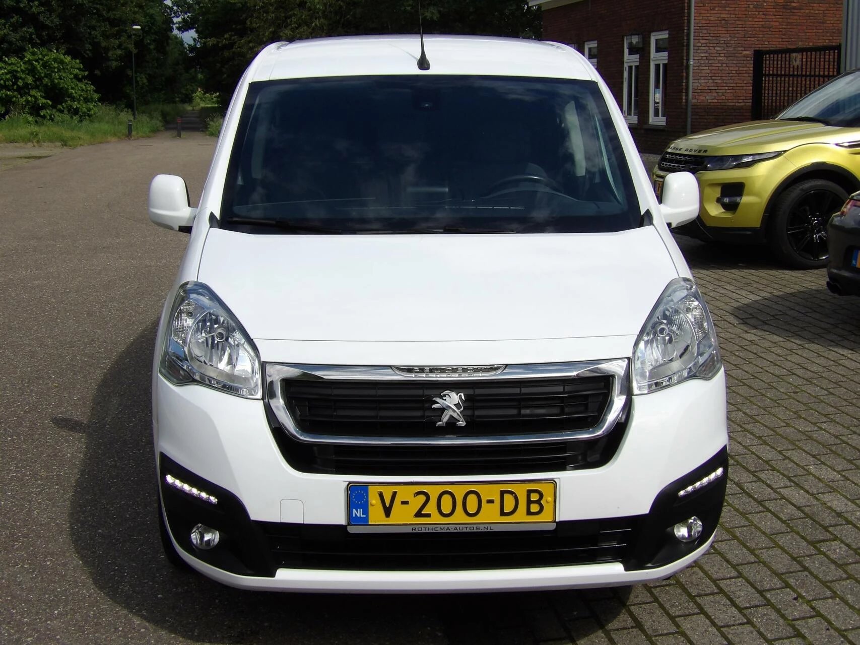 Hoofdafbeelding Peugeot Partner