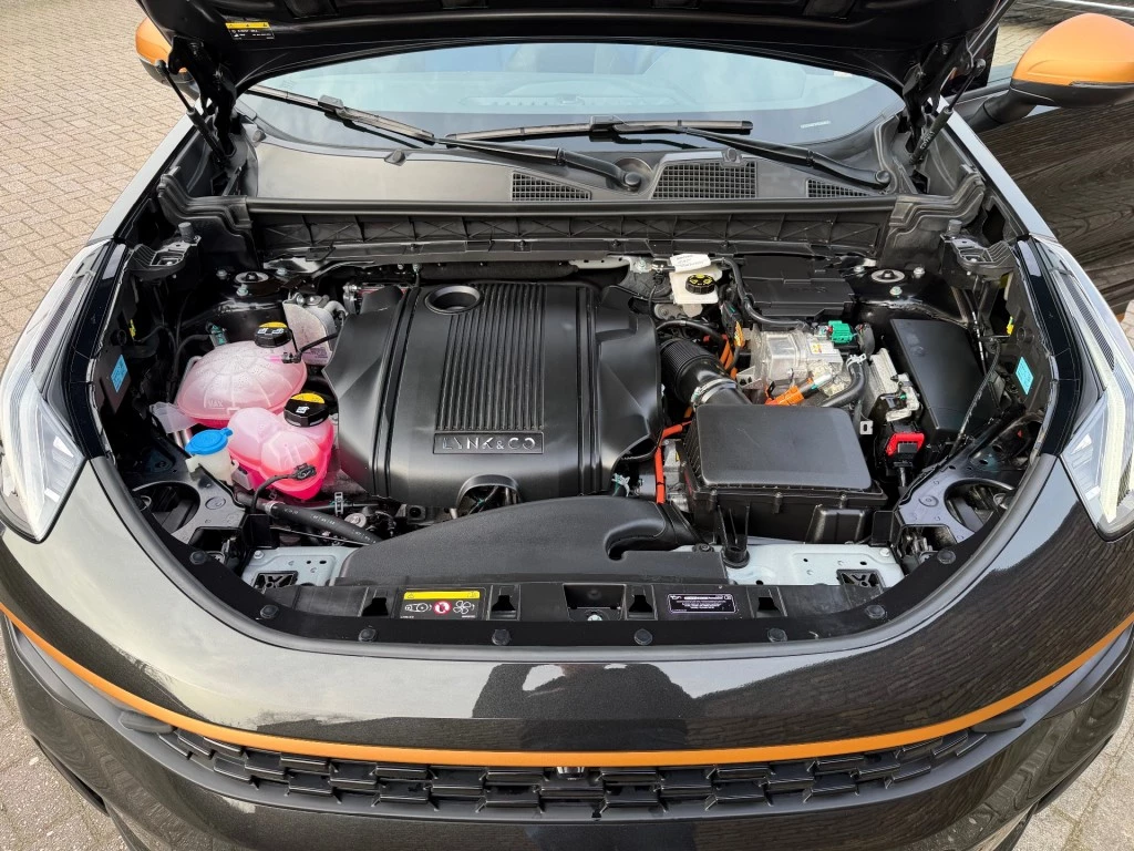 Hoofdafbeelding Lynk & Co 01