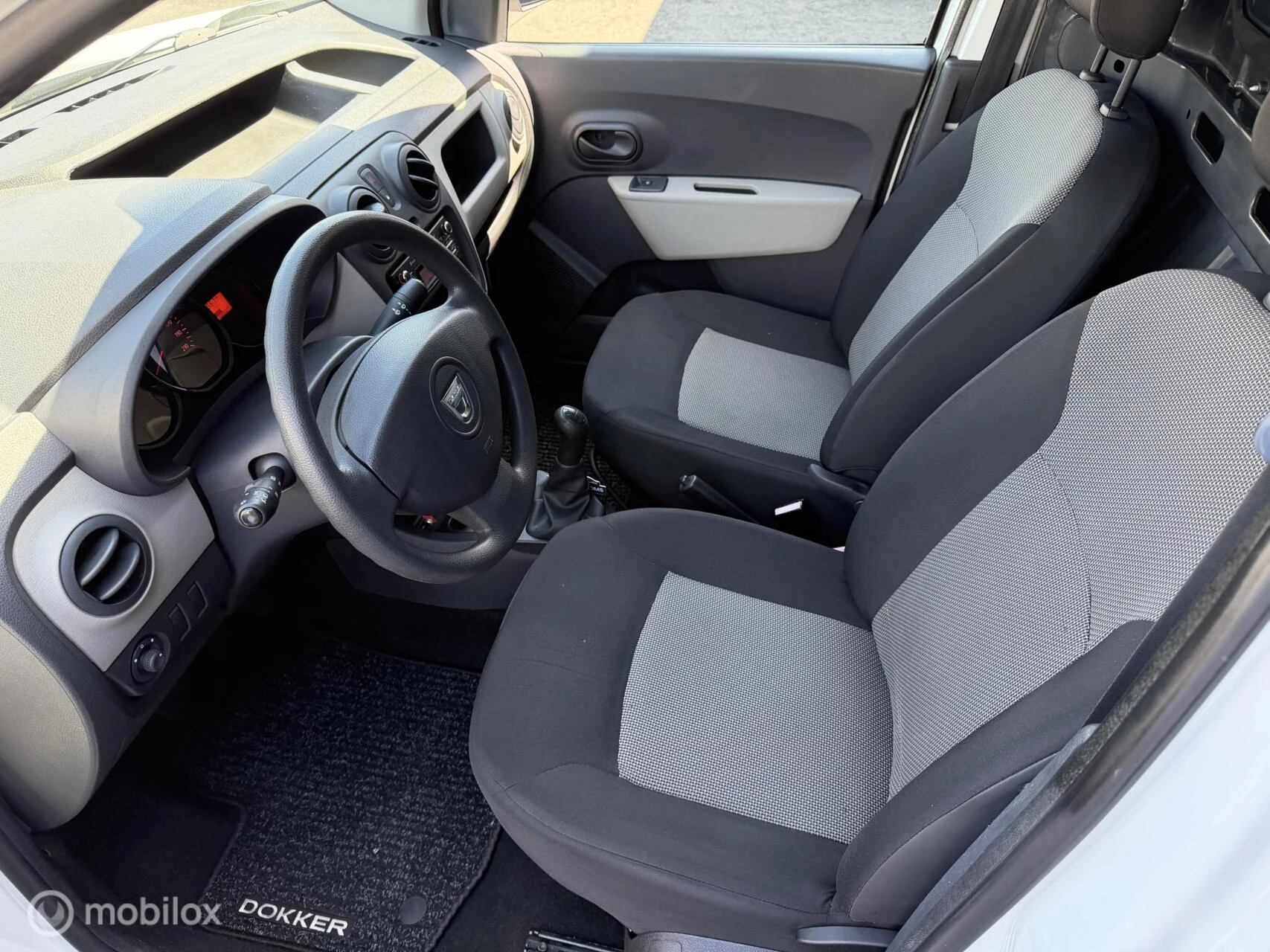 Hoofdafbeelding Dacia Dokker