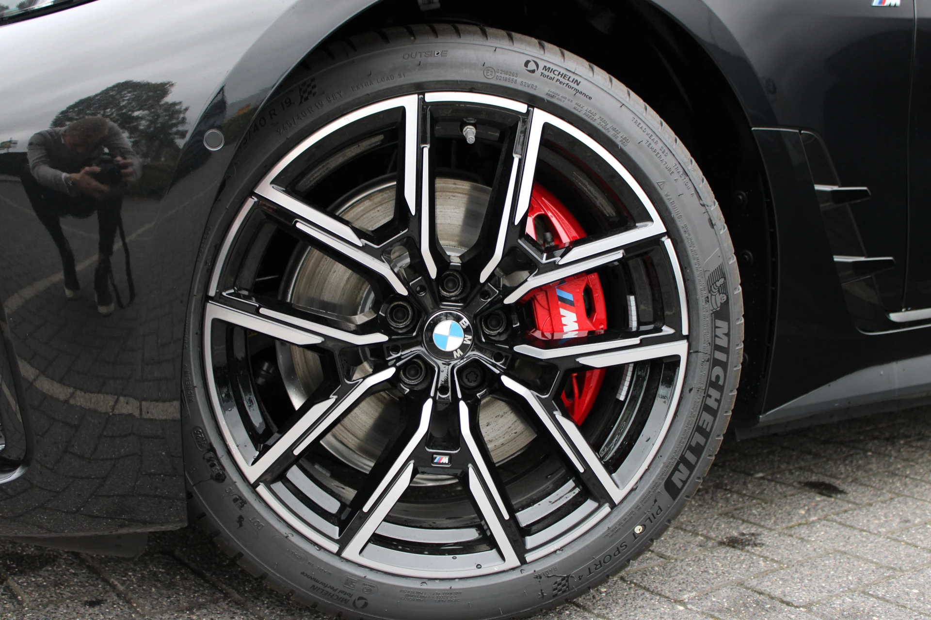 Hoofdafbeelding BMW i4